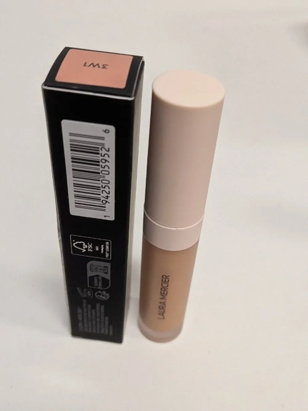 Laura Mercier Real Flawless Weightless Perfecting  Concealer  3W1 NEW